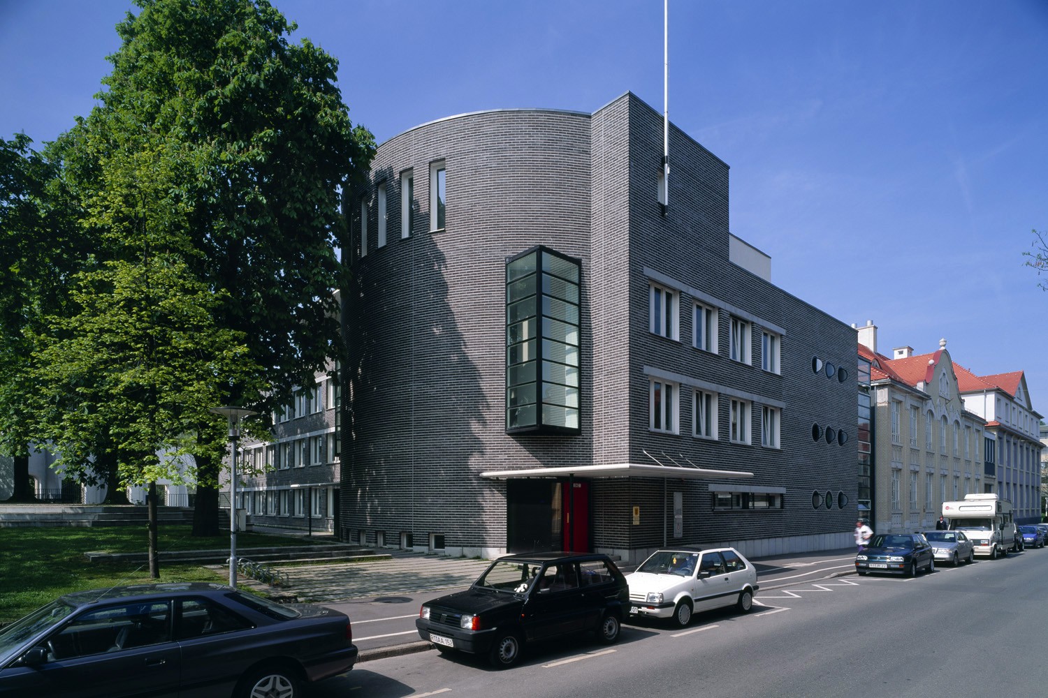 Tax authority and canteen in Reutlingen