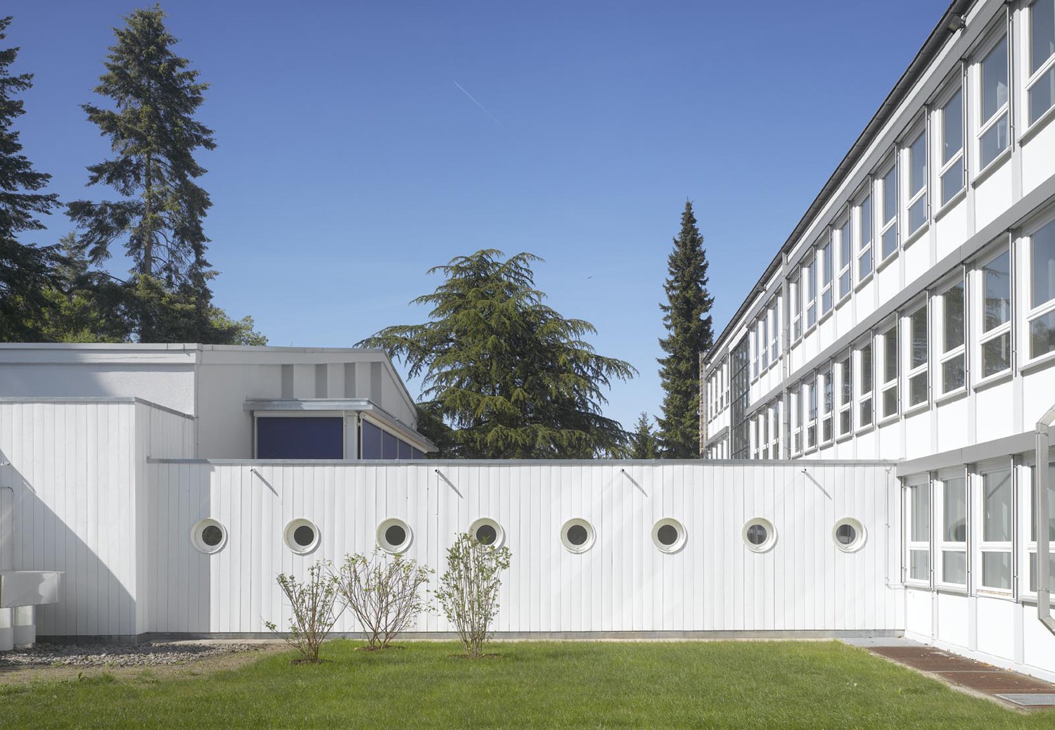 Temporary Residence Federal Constitutional Court Karlsruhe