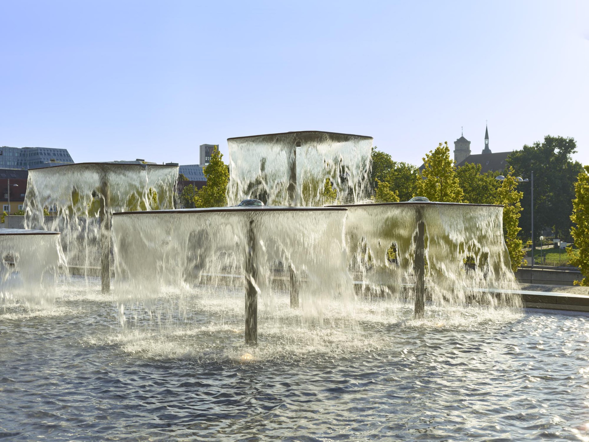 Vorfeld Württembergische Landesbibliothek - Boulevard, Freitreppe und Platz mit Fitz-Faller-Brunnen